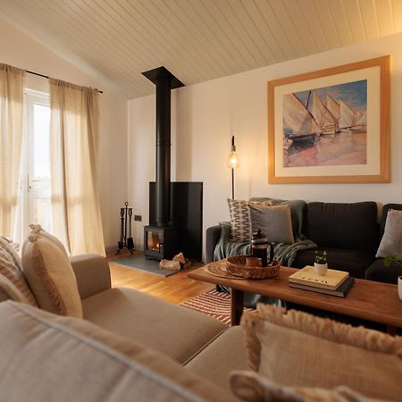The Retreat, Waterfront & Log Burner Vila Christchurch  Exterior foto